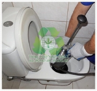 Cách xử lý bồn cầu dội nước có mùi hiệu quả