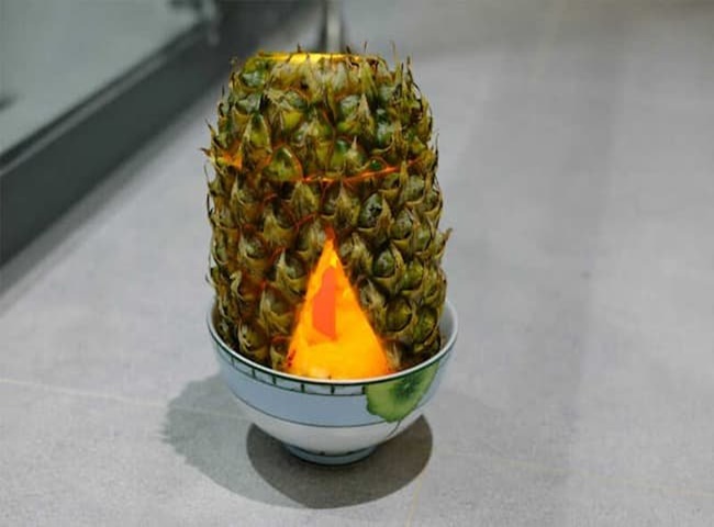 Sử dụng than củi và dứa để diệt khuẩn, làm thơm phòng ngủ