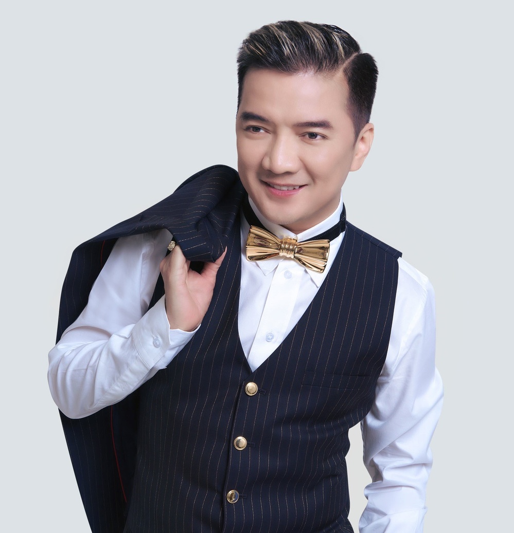 Ca sĩ Đàm Vĩnh Hưng và sự nghiệp thăng hoa