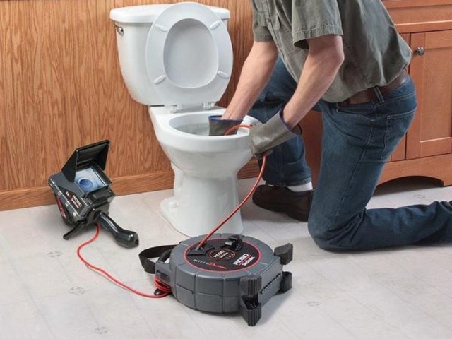 dịch vụ thông bồn cầu nghẹt quận 2