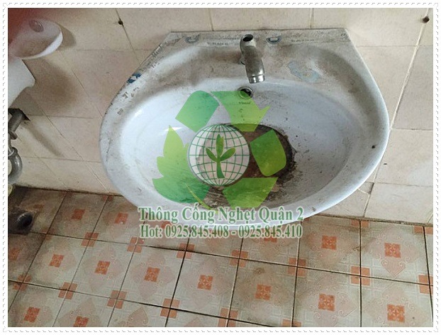 D&acirc;y c&aacute;p th&ocirc;ng tắc bồn cầu bị nghẹt