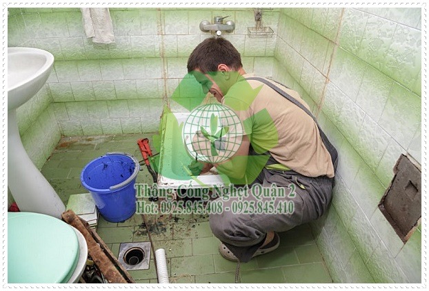 Dụng cụ thông bồn cầu nghẹt đa năng